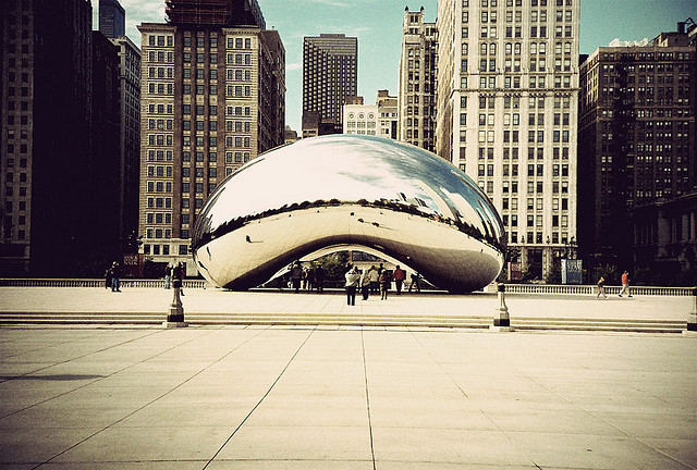 Chicago Bean from julianzarate CC-BY-NC http://www.flickr.com/photos/29370666@N08/2743106822/sizes/z/in/photostream/